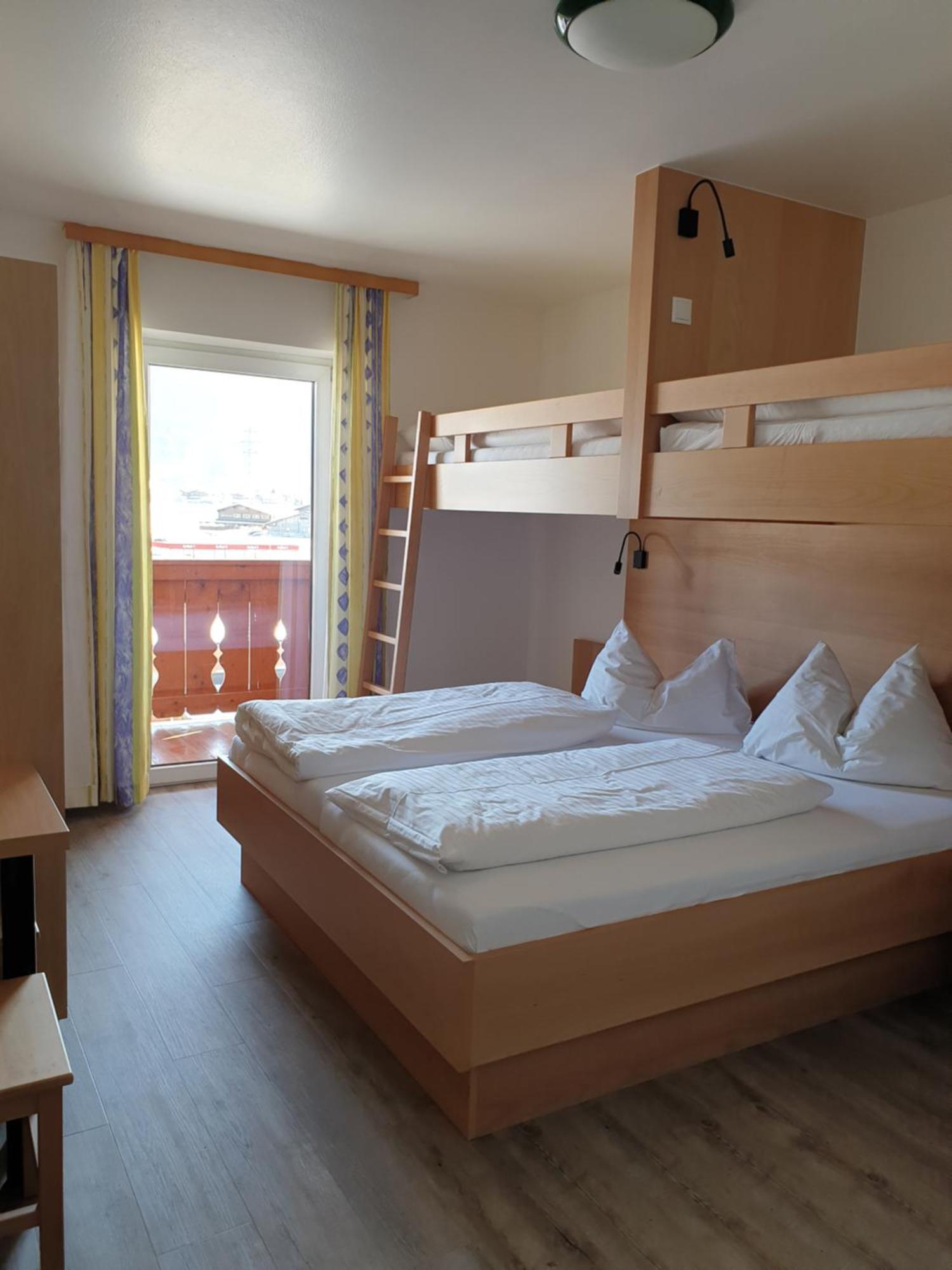 Hanneshof Flachau Room photo